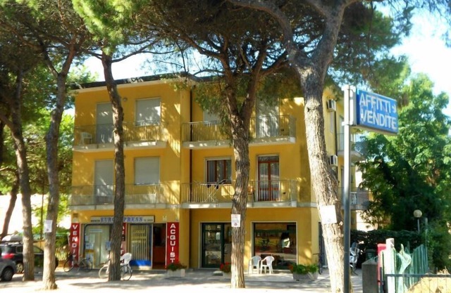 Holiday apartment Rosolina for 6 - 8 persons with 2 bedrooms - Holiday apartment