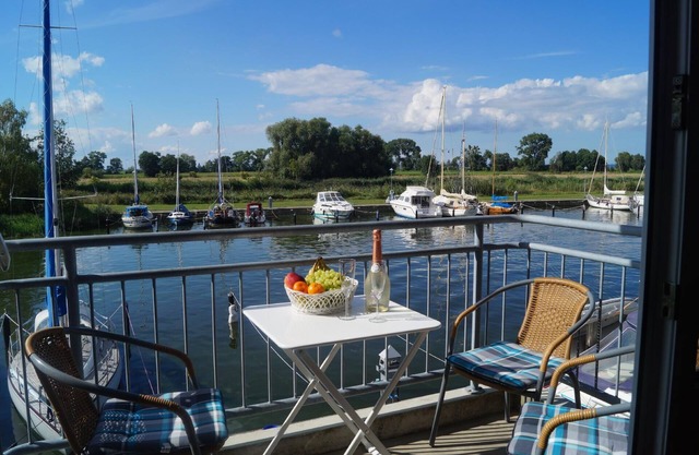 Holiday apartment Ueckermünde for 1 - 3 persons with 1 bedroom - Holiday apartment in one or multi-f