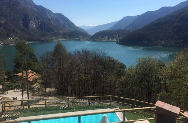Holiday apartment with lake view