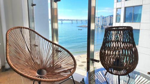 Holiday Apt Gwangan Beach광안리 드론쇼 매주토요일8시10시 바다가 보이는 숙소