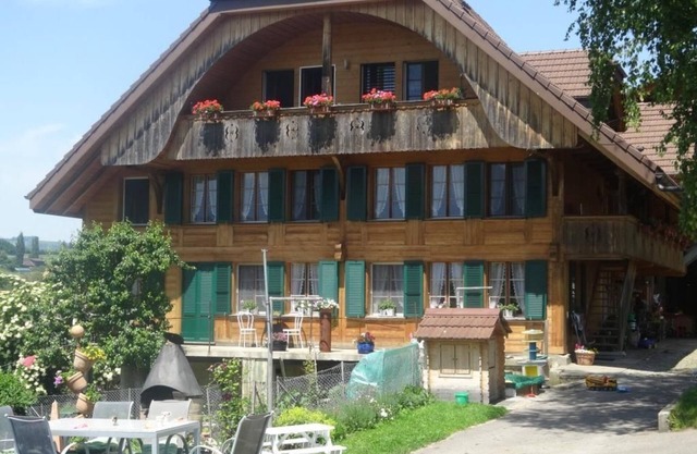 Holiday flat "Hof Schürweid" with pool