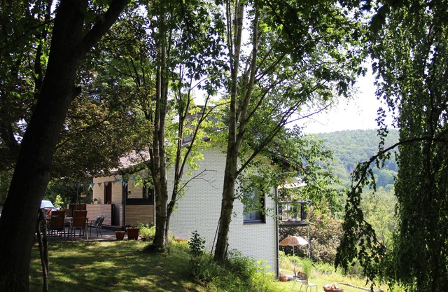 Holiday Home 'AusZeyt Edersee Für Zwei' with Private Terrace, Garden and Wi-Fi