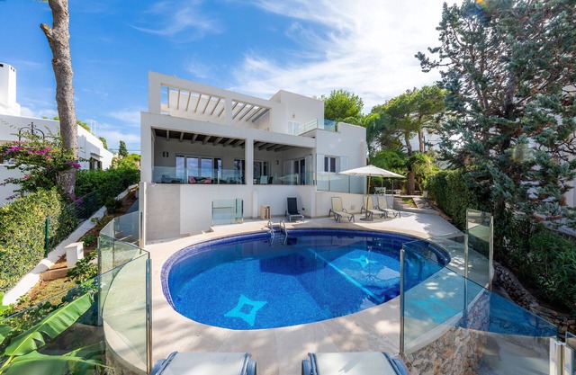 Holiday Home Cala Llonga Mar with Sea View, Mountain View, Wi-Fi