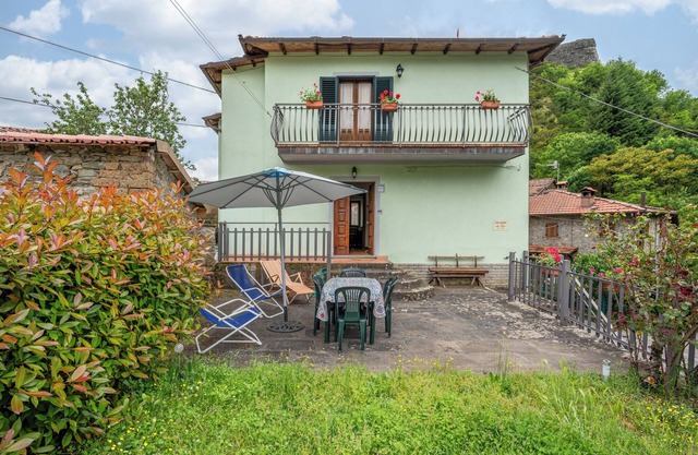 Holiday Home 'Da Toni' with Private Terrace and Private Garden