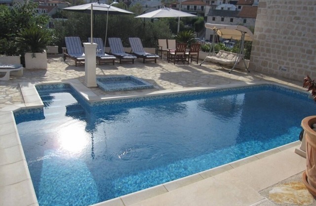 Holiday Home in Sumartin with Seaview, Balcony, Air condition, WIFI (626-1)