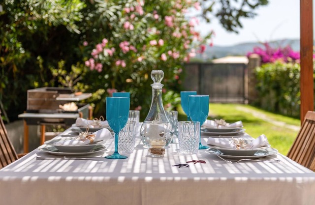 Holiday Home "Capitana Rooms" with Air Conditioning, Wi-Fi & Terrace