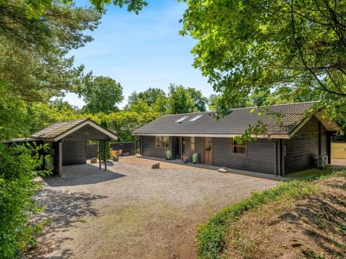 Holiday Home Lillebror - 12km from the sea by Interhome