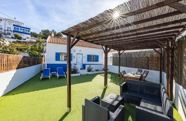 Holiday Home "Salema Beach House" with Wi-Fi
