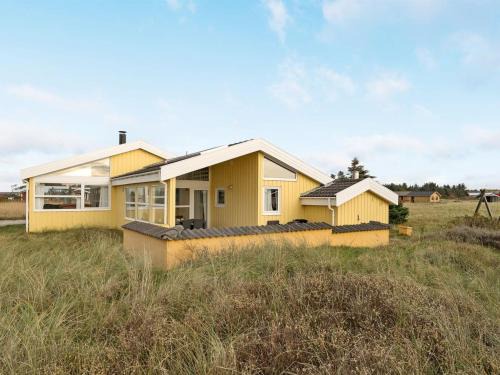 Holiday Home Thorir - 542m from the sea by Interhome