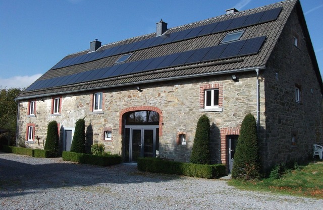 Holiday Home with Sauna in Sourbrodt