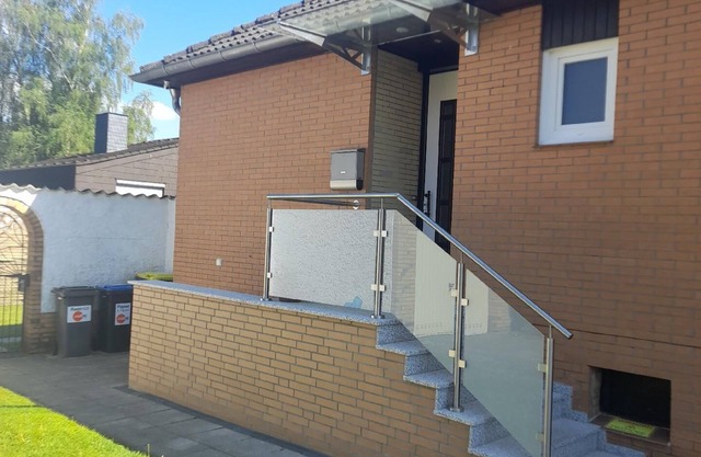 Holiday home with garden, barbecue and terrace