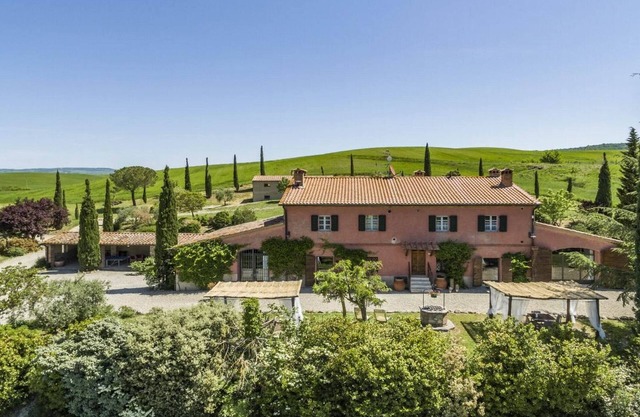 Holiday House in Castiglione D'orcia with pool, large Garden and beautiful view