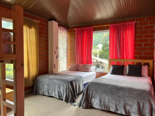 Holiday House - 3 Bedroom 3 Bathroom