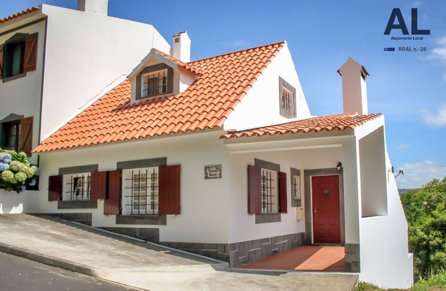 Holiday house Fenais da Ajuda for 2 - 5 persons with 2 bedrooms - Row house