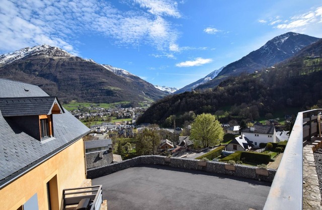 Holiday house Luz St Sauveur for 1 - 10 persons with 3 bedrooms - Holiday house