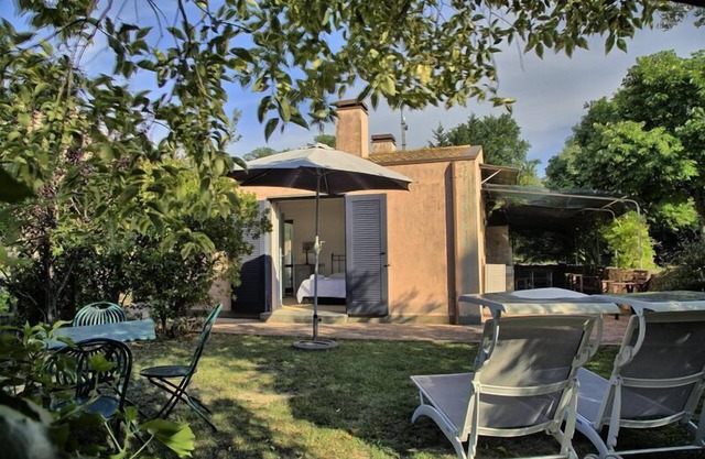 Holiday house Ostra for 1 - 6 persons with 2 bedrooms - Holiday home