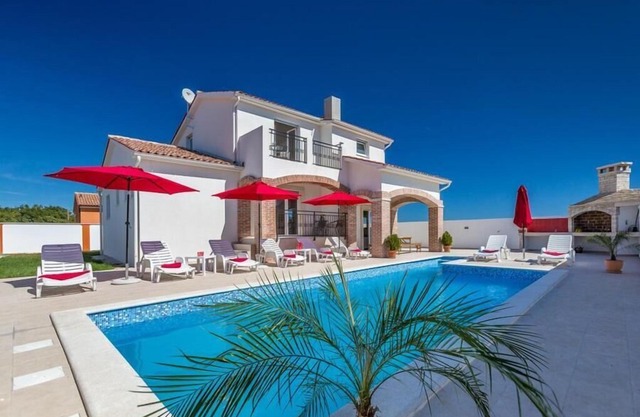 Holiday house Pula for 1 - 10 persons with 4 bedrooms - Luxury holiday home