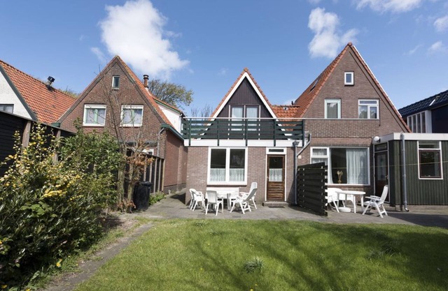 Holiday house with garden near the Nat. Park, supermarket, shops and restaurants.