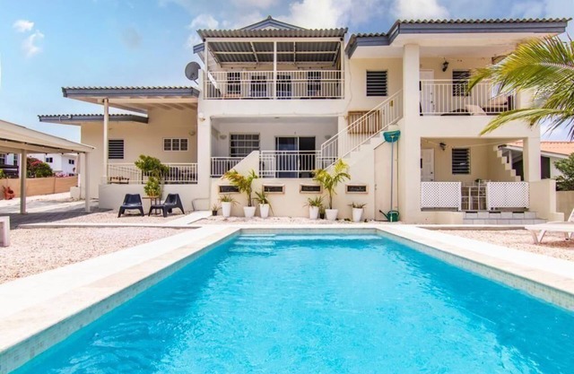 Holiday house Willemstad for 1 - 6 persons with 4 bedrooms - Holiday apartment in one or multi-famil