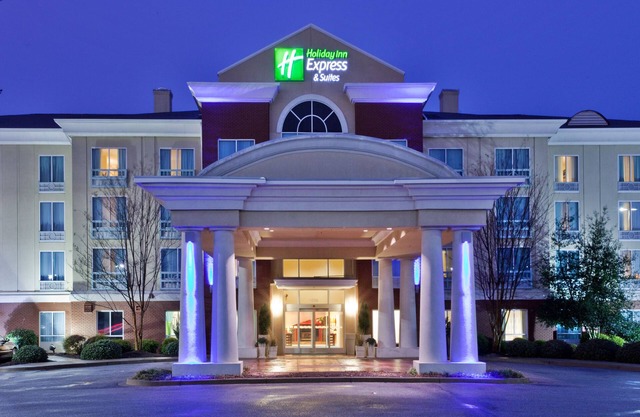 Holiday Inn Express & Suites Greenville-I-85 & Woodruff Rd by IHG