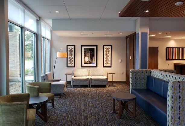 Holiday Inn Express & Suites Savannah N - Port Wentworth