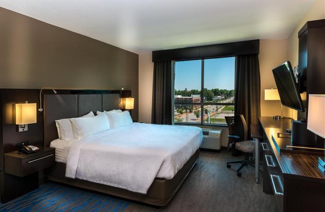 Holiday Inn Owensboro Riverfront