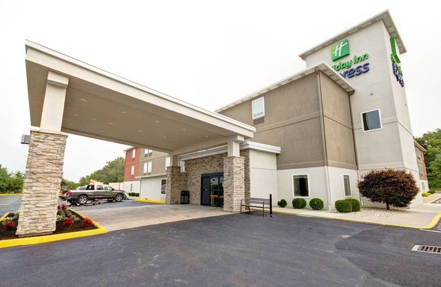 Holiday Inn Express Columbus South - Obetz, an IHG Hotel