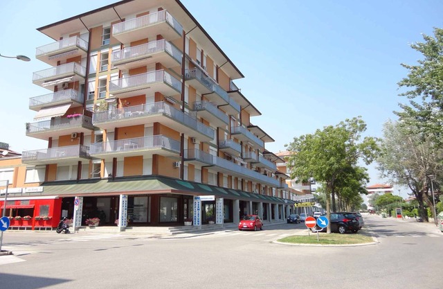 Holiday apartment with parking