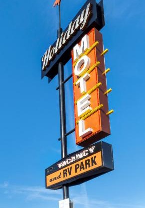Holiday Motel and RV Park