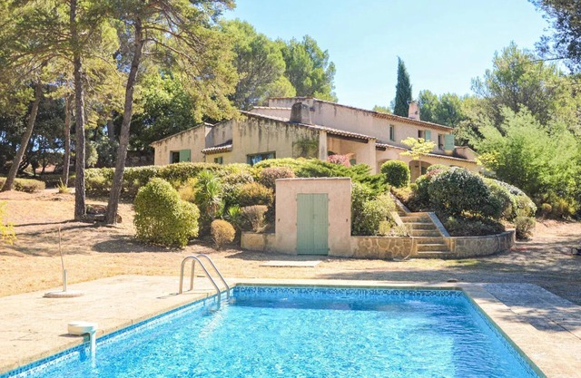 Holiday rental - Maison Robert - La Tour D'Aigues, Location de vacances - Maison Robert - La Tour D'