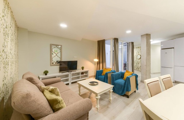 Holidays2Malaga Suite 2 Groundfloor and adaptated