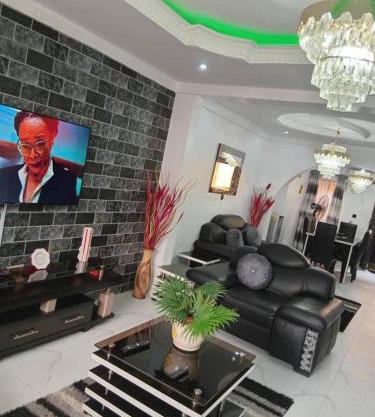 Home Away from Home - Gowon Estate near Gemade, Ipaja, Lagos