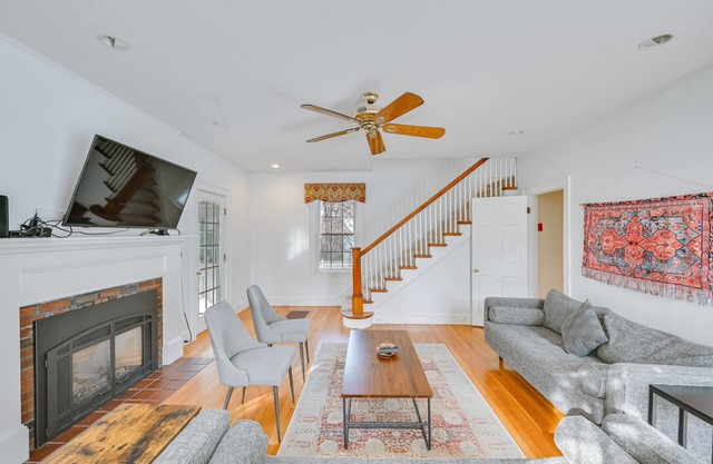 Home w/Backyard ~ 2 Mi to Downtown Lexington!