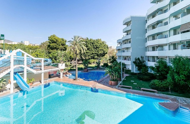Homerez - 50 m away from the beach! Appartement for 4 ppl. with shared pool