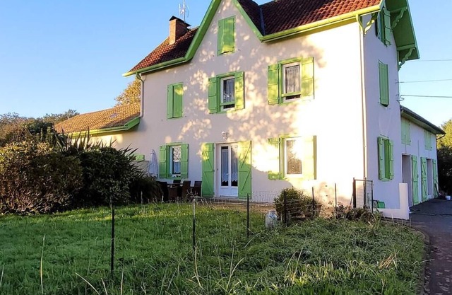 Homerez - Big house for 10 ppl. with garden at Saubrigues