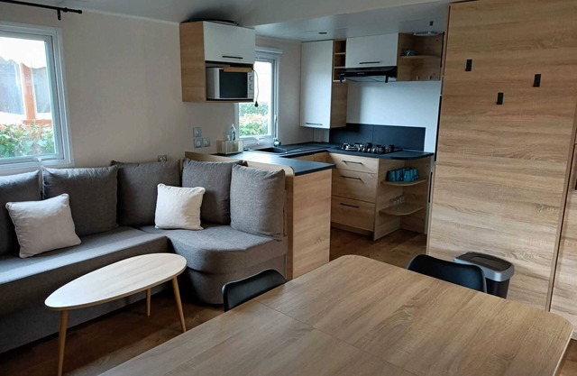 Homerez - Bungalow in Condrieu