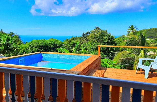 Homerez - House for 3 ppl. with swimming-pool, sea view and garden at Deshaies
