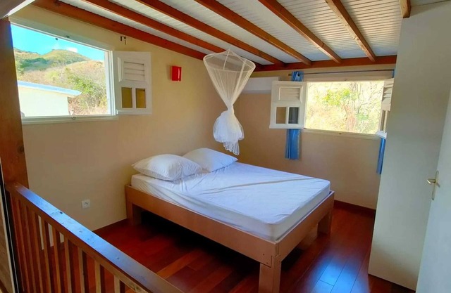 Homerez - Spacious House with Garden in Le Diamant