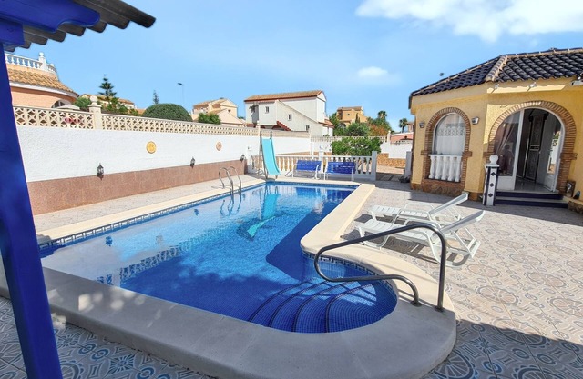 Homerez - Spacious villa with private pool in Mazarrón