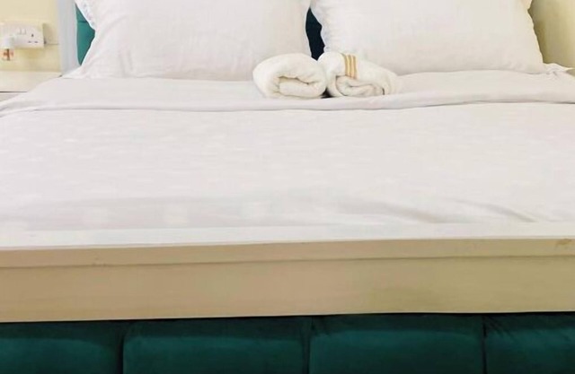 Homes by Essy is a spacious fully furnished one bedroom apartment.