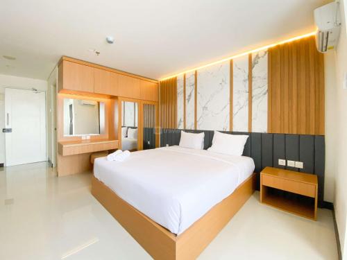Homey and Strategic Studio (No Kitchen) at Sentraland Semarang Apartment By Travelio