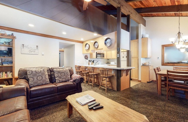 Horizons 4 168 Updated Upstairs Unit with Private Washer Dryer, Walk to Town, On Shuttle Route to Lodges by RedAwning