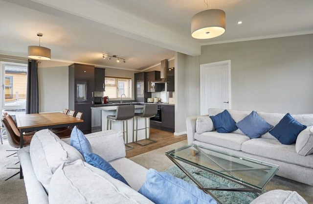 Host & Stay | 19 The Pines