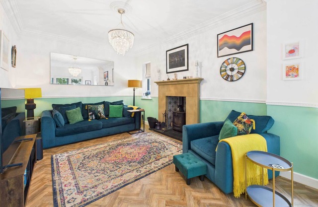 Host & Stay | Church Lane