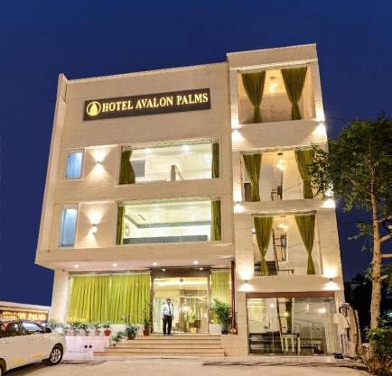 Hotel Avalon Palms Agra