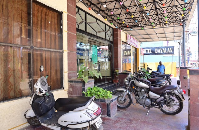 Hotel Dhayalan