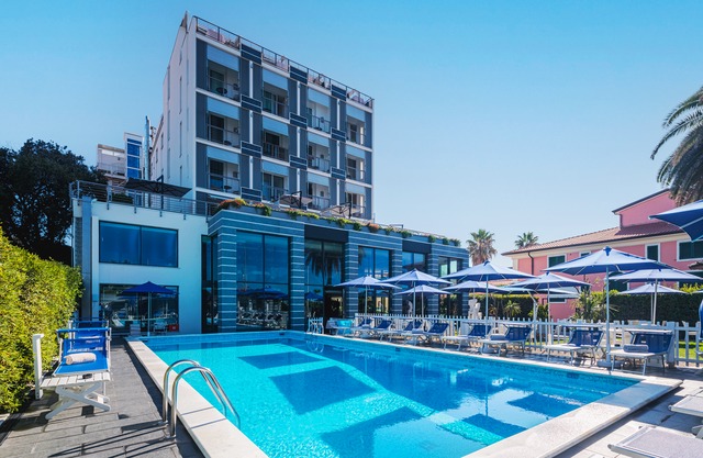 Hotel Excelsior