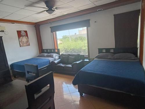 Hotel Garcias Suites, Linares