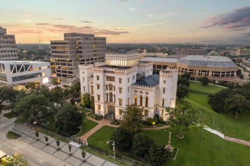 Hotel Indigo Baton Rouge Downtown by IHG