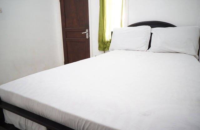 Hotel O Aero Kost Bu Lisa Syariah Near Pasar Tradisional Lawang